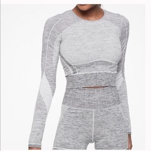 New Athleta Agile Colorblock Crop Top